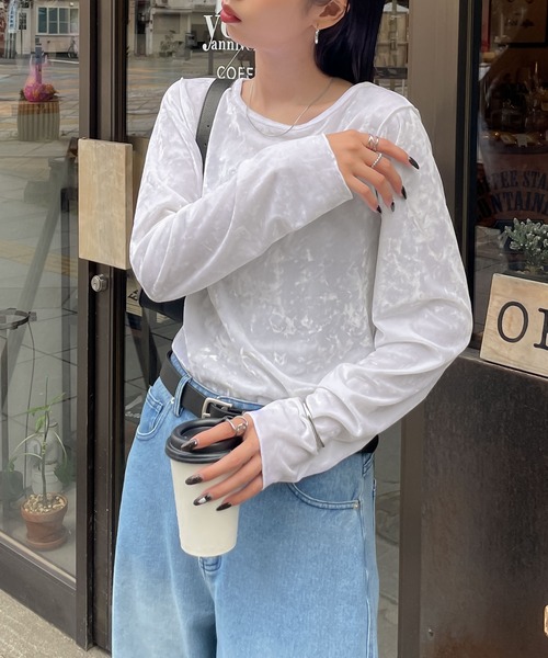 Chillfar(チルファー)の「カラーベロアロンTEE(Tシャツ/カットソー・レディース・ネイビー/ピンク/アイボリー/ブラック/グレー/ブルー/バーガンディー・FREE)」の9枚目の写真