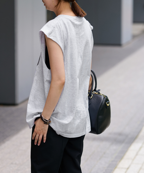 U by SPICK&SPAN（ユーバイスピックアンドスパン）の「【SCREEN STARS/スクリーンスターズ】別注ロゴN/S TEE2（Tシャツ/カットソー・レディース・ライトグレー/ブラック系その他・FREE）」の12枚目の写真