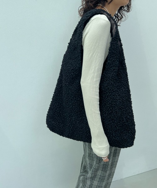 y/m（イム）の「プードルラウンドトートBAG（トートバッグ・レディース・ブラウン/ブラック・FREE）」の2枚目の写真