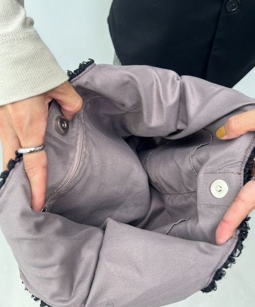 y/m（イム）の「プードルラウンドトートBAG（トートバッグ・レディース・ブラウン/ブラック・FREE）」の13枚目の写真