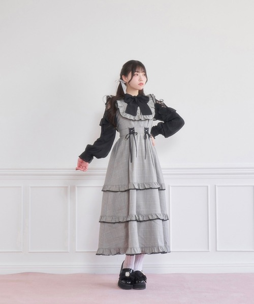 フェンディ　バックリボン　ワンピース　ラッフル袖　ボウタイ　サイドライン　黒 Honey Cinnamon（ハニーシナモン）の「肩レースリボンボウタイブラウス