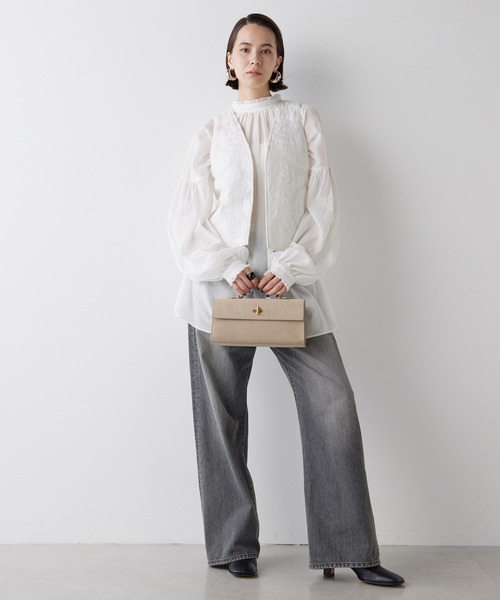 Whim Gazette（ウィムガゼット）の「エンブロイダリージレ（ベスト・レディース・オフホワイト/ブラック・FREE）」の13枚目の写真