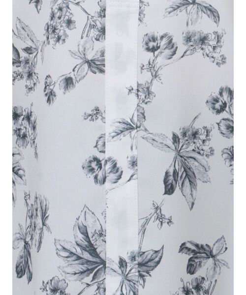 LAGUNAMOON（ラグナムーン）の「タックスリーブフラワープリントブラウス（シャツ/ブラウス・レディース・チャコールグレー/アイボリー/ベージュ・FREE）」の15枚目の写真