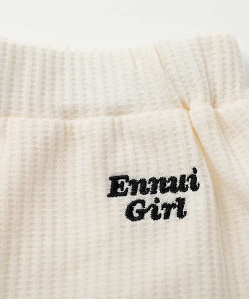 URBAN CHERRY（アーバンチェリー）の「【さらっと触感】ワッフルサイドリングボタンデザインストレートパンツ（その他パンツ・キッズ・ブルー/ブラック/ホワイト・110cm/120cm/130cm/140cm/150cm）」の18枚目の写真