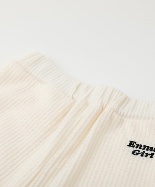 URBAN CHERRY（アーバンチェリー）の「【さらっと触感】ワッフルサイドリングボタンデザインストレートパンツ（その他パンツ・キッズ・ブルー/ブラック/ホワイト・110cm/120cm/130cm/140cm/150cm）」の21枚目の写真