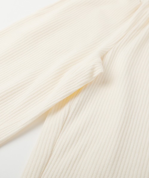 URBAN CHERRY（アーバンチェリー）の「【さらっと触感】ワッフルサイドリングボタンデザインストレートパンツ（その他パンツ・キッズ・ブルー/ブラック/ホワイト・110cm/120cm/130cm/140cm/150cm）」の22枚目の写真