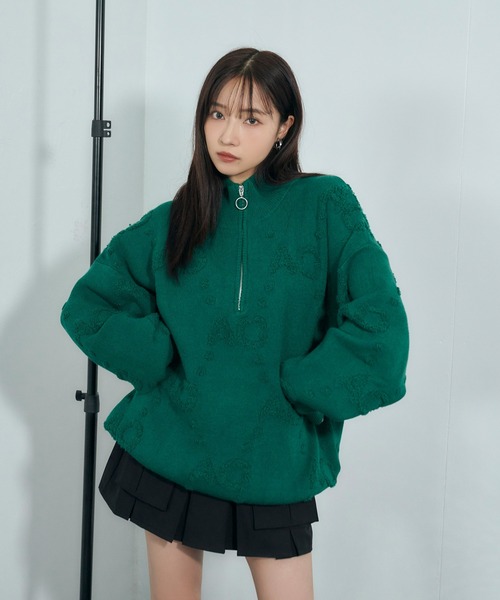 ANDGEEBEE(アンジービー)の「UNISEX モノグラムハーフジップニット(ニット/セーター・レディース・グリーン/アイボリー・FREE)」の2枚目の写真