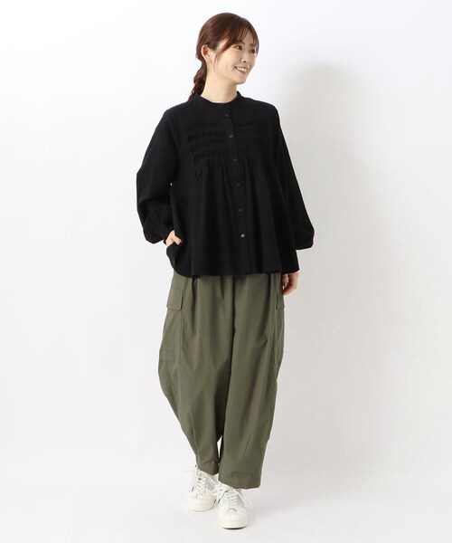 one'sterrace(ワンズテラス)の「ポプリン コクーンカーゴパンツ(その他パンツ・レディース・カーキ系5/ブラック系8・02)」の14枚目の写真