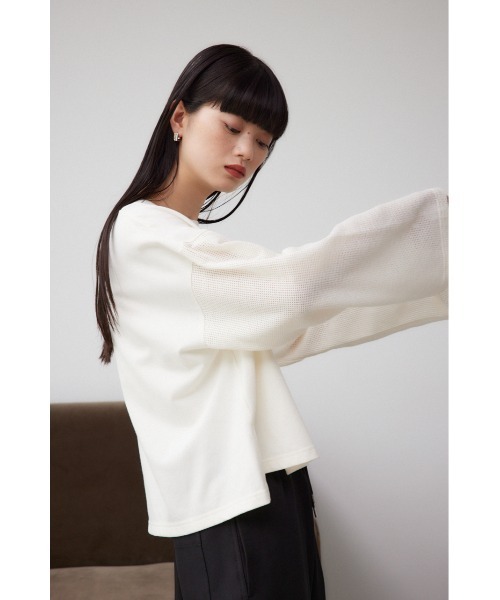AZUL by moussy(アズールバイマウジー)の「メッシュスリーブTシャツ(Tシャツ/カットソー・レディース・イエロー/オフホワイト/ブラック・FREE)」の4枚目の写真