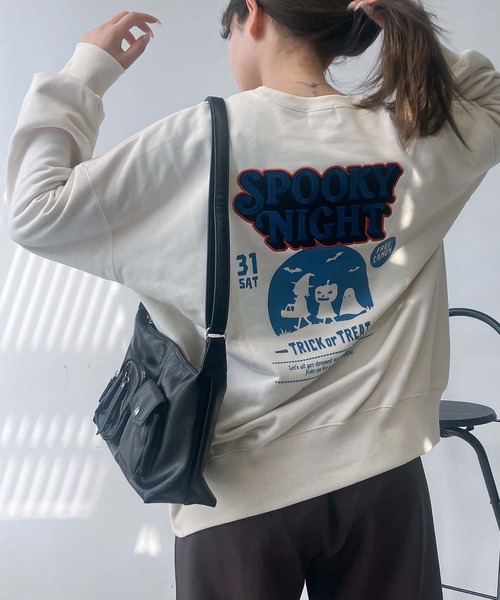 セール】◇ワンポイントロゴ刺繍 おばけプリントオーバーサイズ