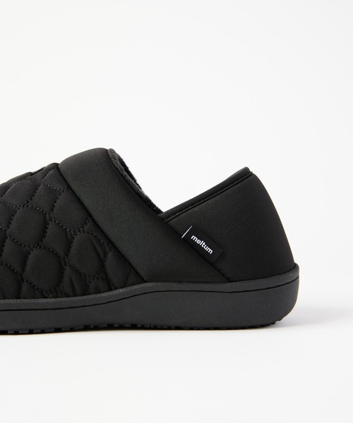 meltum(メルタム)の「QUILT MOC SHOES(サンダル・メンズ・ブラック・SMALL/MEDIUM/LARGE)」の19枚目の写真