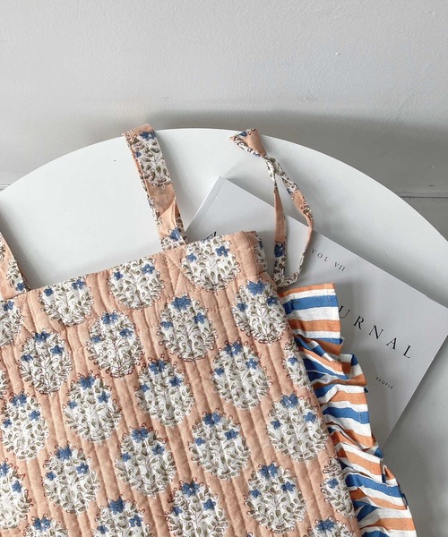 AS KNOW AS plus（アズノゥアズプラス）の「インドキルトフリル巾着トートバッグ（トートバッグ・レディース・ホワイト系/グレー系/グリーン系/ターコイズブルー系/ブルー系/ピンク系/グリーン/ピンク/ブルー系1/イエロー/アイボリー・FREE）」の16枚目の写真