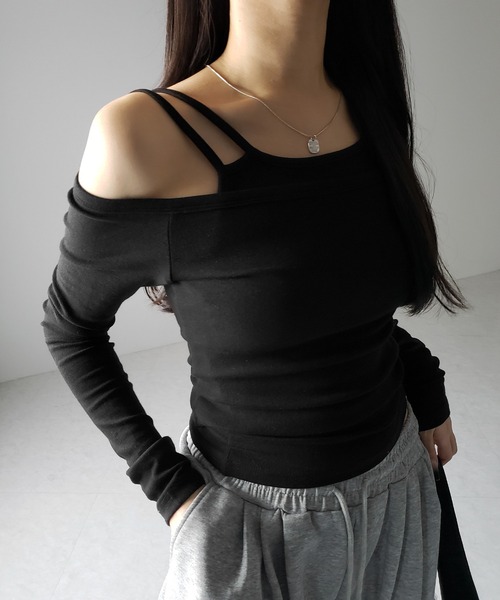 me+em select（ミームセレクト）の「※【 ２color 】レイヤードダブルストラップオフショルトップス ／ layerd double strap off shoulder tops（Tシャツ/カットソー・レディース・ブラック/ホワイト・SMALL）」の18枚目の写真