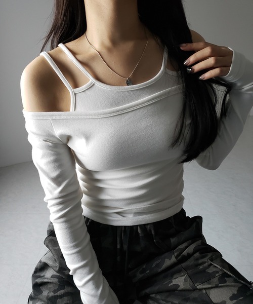 me+em select（ミームセレクト）の「※【 ２color 】レイヤードダブルストラップオフショルトップス ／ layerd double strap off shoulder tops（Tシャツ/カットソー・レディース・ブラック/ホワイト・SMALL）」の5枚目の写真