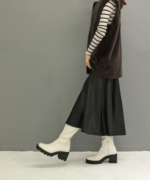 SOROTTO(ソロット)の「厚底 ストレッチロングブーツ/スクエアトゥ(ブーツ・レディース・ブラック系その他/ブラック/アイボリー・S/M/L/LL)」の14枚目の写真