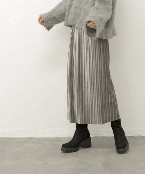 SOROTTO(ソロット)の「厚底 ストレッチロングブーツ/スクエアトゥ(ブーツ・レディース・ブラック系その他/ブラック/アイボリー・S/M/L/LL)」の19枚目の写真