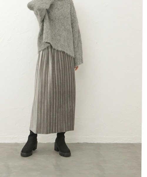 SOROTTO(ソロット)の「厚底 ストレッチロングブーツ/スクエアトゥ(ブーツ・レディース・ブラック系その他/ブラック/アイボリー・S/M/L/LL)」の20枚目の写真
