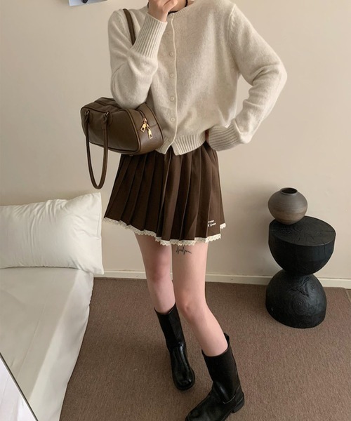 HOOK（フック）の「【HOOK】for　girls  ワンポイント制服風レース裾プリーツミニスカート（スカート・レディース・ブラック/ダークグレー/チョコ・S/M/L）」の11枚目の写真