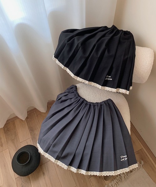 HOOK（フック）の「【HOOK】for　girls  ワンポイント制服風レース裾プリーツミニスカート（スカート・レディース・ブラック/ダークグレー/チョコ・S/M/L）」の18枚目の写真