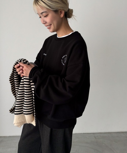 CANAL JEAN(キャナルジーン)の「choice_cnl オリジナルCロゴトレーナー(スウェット・レディース・ブラウン/ブラック・ONE SIZE)」の4枚目の写真