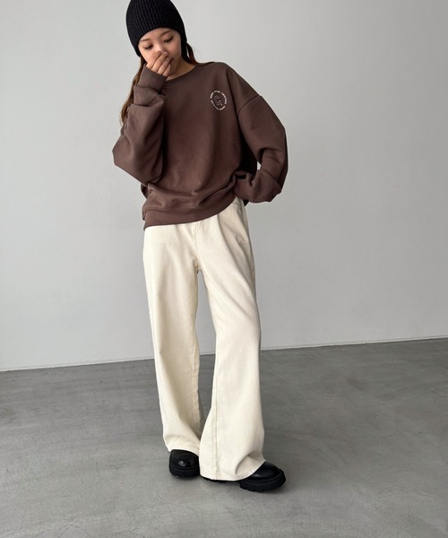 CANAL JEAN(キャナルジーン)の「choice_cnl オリジナルCロゴトレーナー(スウェット・レディース・ブラウン/ブラック・ONE SIZE)」の9枚目の写真