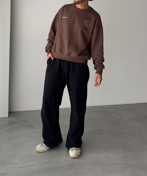 CANAL JEAN(キャナルジーン)の「choice_cnl オリジナルCロゴトレーナー(スウェット・レディース・ブラウン/ブラック・ONE SIZE)」の12枚目の写真