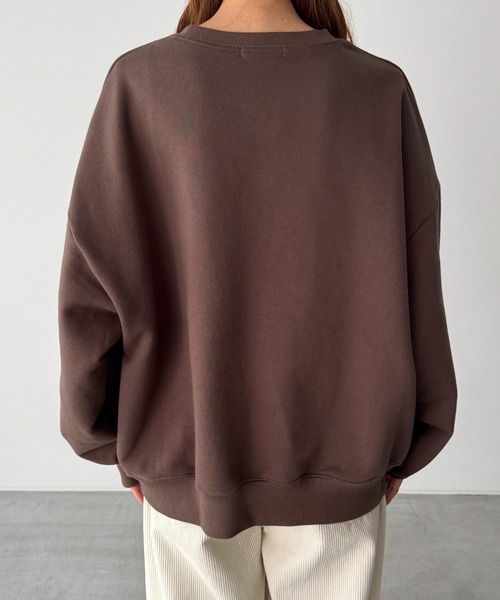 CANAL JEAN(キャナルジーン)の「choice_cnl オリジナルCロゴトレーナー(スウェット・レディース・ブラウン/ブラック・ONE SIZE)」の15枚目の写真