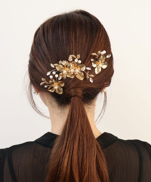 CEMONEMO(セモネモ)の「メタルフラワー Uピン ヘアコーム 3セット(ヘアピン・レディース・ゴールド・FREE)」の8枚目の写真