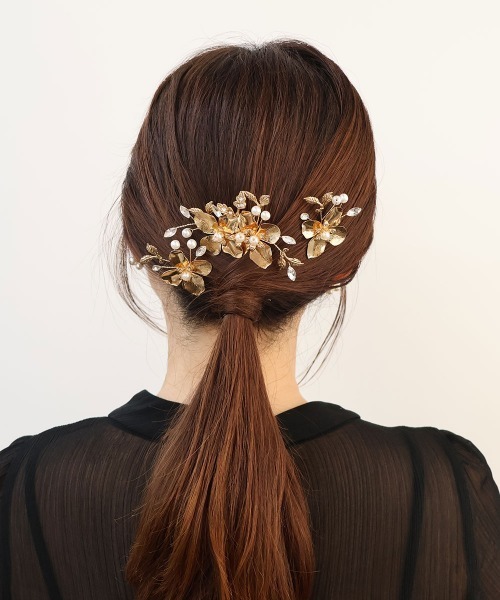 CEMONEMO(セモネモ)の「メタルフラワー Uピン ヘアコーム 3セット(ヘアピン・レディース・ゴールド・FREE)」の7枚目の写真