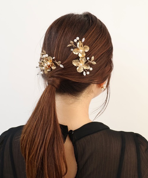 CEMONEMO(セモネモ)の「メタルフラワー Uピン ヘアコーム 3セット(ヘアピン・レディース・ゴールド・FREE)」の2枚目の写真