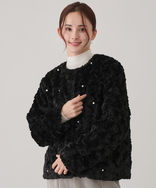 Jayro(ジャイロ)の「パール付きノーカラーファーコート(その他アウター・レディース・ブラック/グレー系その他・M)」の1枚目の写真