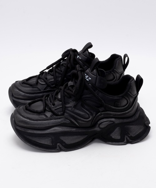 SVEC（シュベック）の「ボリュームソール ダットスニーカー（スニーカー・メンズ・ブラック/グレー・40/42/44）」の11枚目の写真