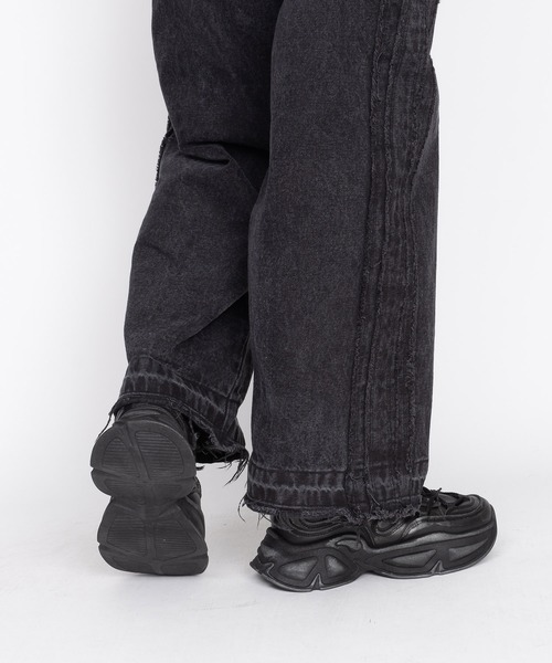 SVEC（シュベック）の「ボリュームソール ダットスニーカー（スニーカー・メンズ・ブラック/グレー・40/42/44）」の17枚目の写真