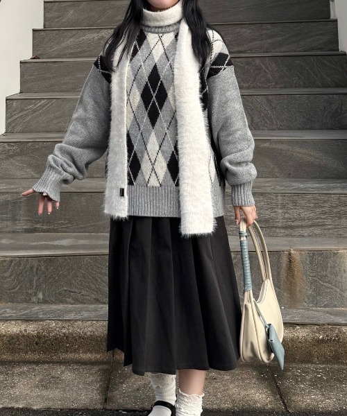 nemne store（ネンネストア）の「柄アソートニットボトルネック（ニット/セーター・レディース・ライトブルー/ネイビー/グレー系/ブラウン系/レッド系・SMALL/MEDIUM）」の2枚目の写真