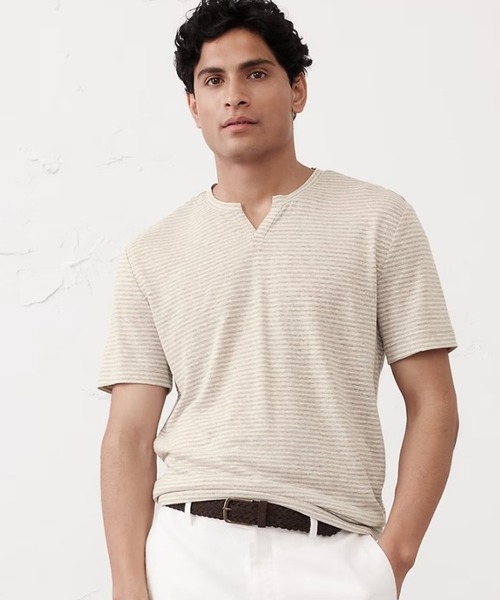 BANANA REPUBLIC FACTORY STORE(バナナリパブリック ファクトリーストア)の「BANANA REPUBLIC FACTORY STORE リネンブレンドTシャツ(Tシャツ/カットソー・メンズ・ブルー/ホワイト/ベージュ/ネイビー/ベージュ系その他・S/M/L/XL)」の1枚目の写真