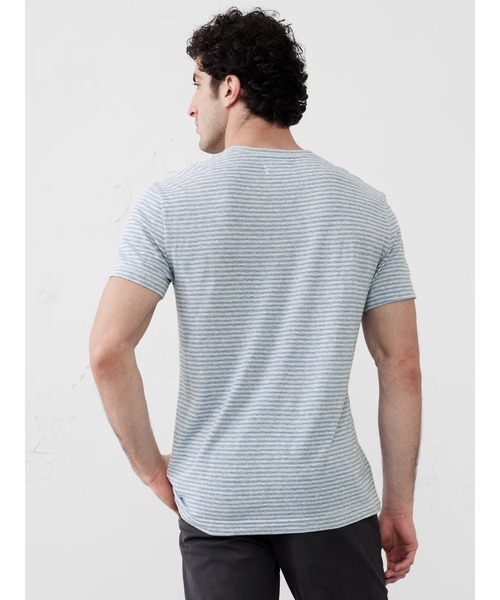 BANANA REPUBLIC FACTORY STORE(バナナリパブリック ファクトリーストア)の「BANANA REPUBLIC FACTORY STORE リネンブレンドTシャツ(Tシャツ/カットソー・メンズ・ブルー/ホワイト/ベージュ/ネイビー/ベージュ系その他・S/M/L/XL)」の6枚目の写真