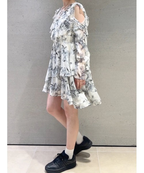 a.m　プリントフリルミニワンピース Fubail / プリントフリルミニワンピース