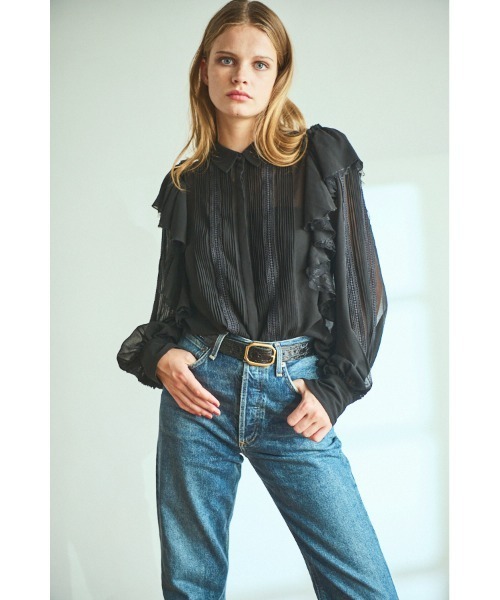Estella.K(エステラケー)の「Loliana Blouse ラッフルレースピンタックBL(シャツ/ブラウス・レディース・オフホワイト/ブラック/モーブ系・FREE)」の16枚目の写真