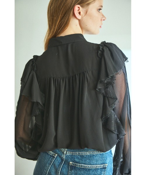 Estella.K(エステラケー)の「Loliana Blouse ラッフルレースピンタックBL(シャツ/ブラウス・レディース・オフホワイト/ブラック/モーブ系・FREE)」の15枚目の写真