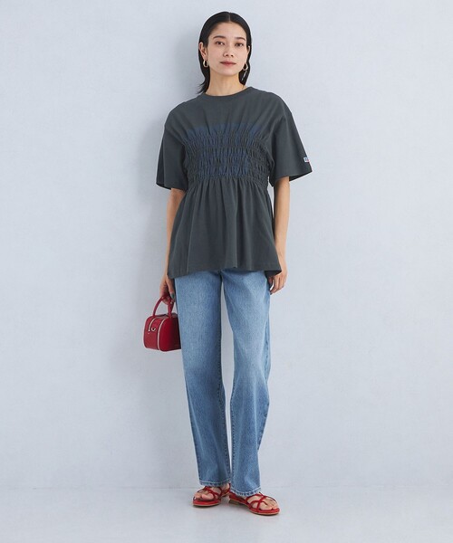 Russell Athletic（ラッセルアスレティック）の「【別注】＜RUSSELL ATHLETIC＞シャーリング プリント Tシャツ（Tシャツ/カットソー・レディース・オフホワイト/ブラック/ライトブルー・FREE）」の5枚目の写真