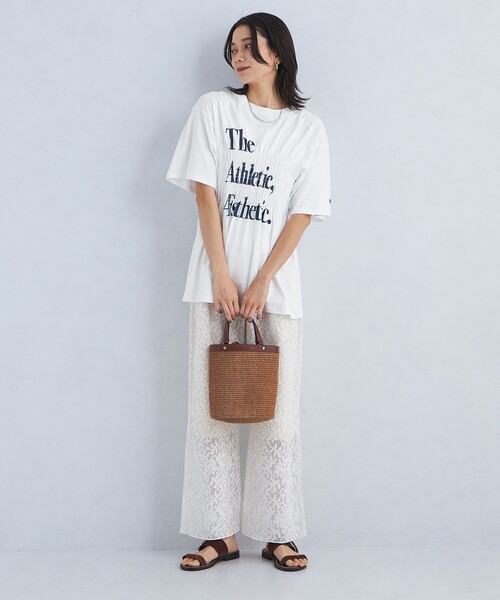 Russell Athletic（ラッセルアスレティック）の「【別注】＜RUSSELL ATHLETIC＞シャーリング プリント Tシャツ（Tシャツ/カットソー・レディース・オフホワイト/ブラック/ライトブルー・FREE）」の10枚目の写真