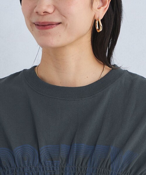 Russell Athletic（ラッセルアスレティック）の「【別注】＜RUSSELL ATHLETIC＞シャーリング プリント Tシャツ（Tシャツ/カットソー・レディース・オフホワイト/ブラック/ライトブルー・FREE）」の17枚目の写真