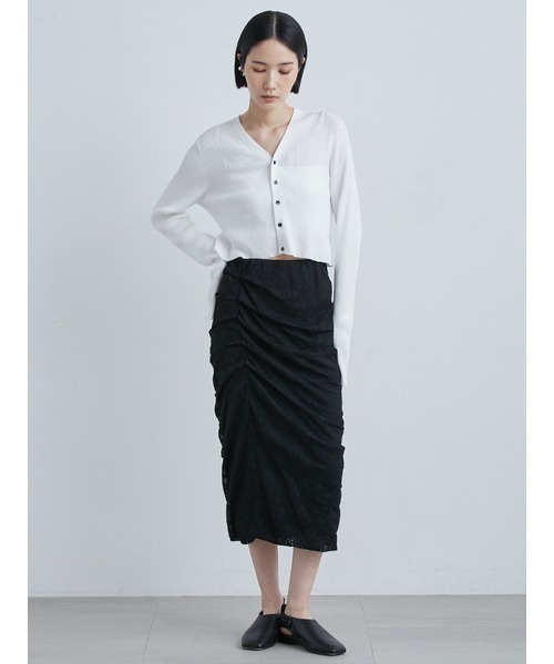 MIESROHE（ミースロエ）の「オーガニックリブニットカーディガン（カーディガン/ボレロ・レディース・イエロー/ホワイト/ブラウン/ダークネイビー・FREE）」の6枚目の写真