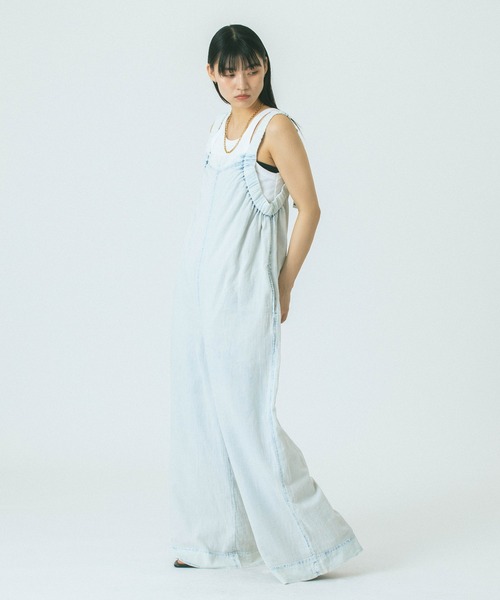 ROSE BUD（ローズバッド）の「SHOULDER GATHERED COMBINAISON（つなぎ/オールインワン・レディース・ネイビー/ブルー・M/S）」の9枚目の写真