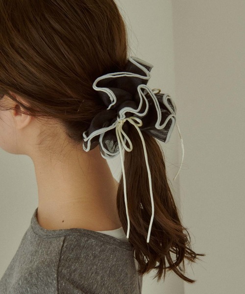 GOLDY（ゴールディ）の「リボン ハング パイピング シュシュ（シュシュ・レディース・オフホワイト/ライトブラウン/ブラック/ワイン/ベージュ・FREE）」の12枚目の写真