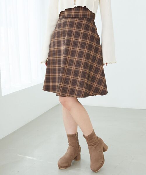 MAJESTIC LEGON（マジェスティックレゴン）の「【丈が選べる/スタイルアップが叶う】バックレースアップフレアスカート（スカート・レディース・ホワイト系その他2/グレー/オフホワイト/ブラック系その他3/ブラック系その他2/ブラック/ブラック系その他/ホワイト系その他/グレー系その他/アイボリー/ホワイト系その他3/A/ダークブラウン/ブラウン/ブラウン系その他2/ホワイト系その他4/B/ブラウン系その他5・MEDIUM/SMALL）」の20枚目の写真