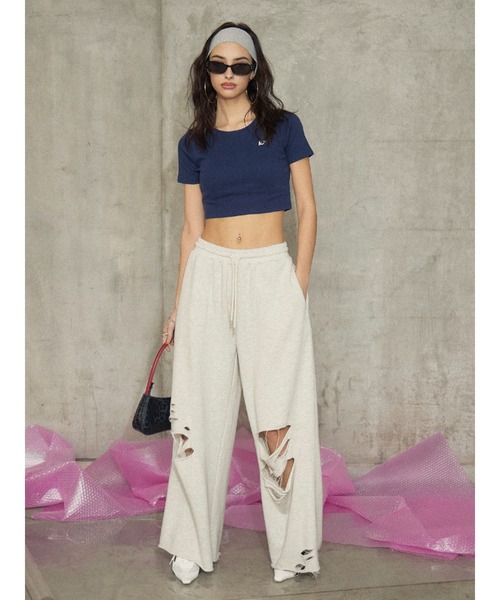 EVRIS(エヴリス)の「ポインテッドスニーカーヒール(パンプス・レディース・ホワイト/レッド/シルバー・LARGE/MEDIUM/SMALL)」の11枚目の写真