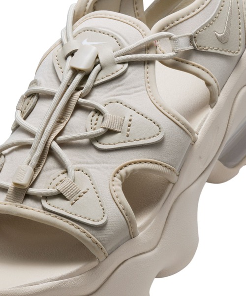 NIKE（ナイキ）の「W AIR MAX KOKO SANDAL　HF4265-299（サンダル・レディース・ベージュ・23.0cm/24.0cm/25.0cm/22.0cm/26.0cm）」の5枚目の写真