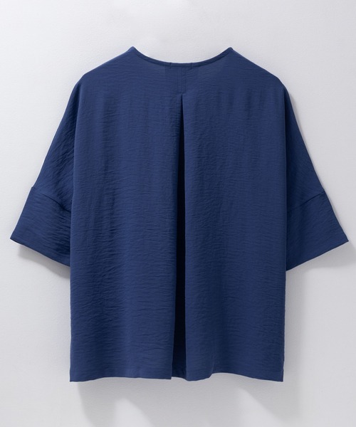 NAVY(ネイビー)の「nAvy SARARI ウェーブバックタックプルオーバー(シャツ/ブラウス・レディース・チャコールグレー/セージグリーン/ブルー・M/L)」の22枚目の写真