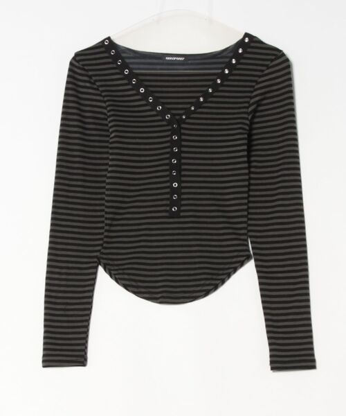 Never mind the XU / Chikashitsu+(ネバーマインド ザ エックスユー / チカシツプラス)の「【nmtc+】v neck border long sleeve T / 【エヌエムティーシープラス】ブイネックボーダー長袖Tシャツ(Tシャツ/カットソー・レディース・ホワイト×ブラック/チャコールグレー×ブラック・ONE SIZE)」の13枚目の写真